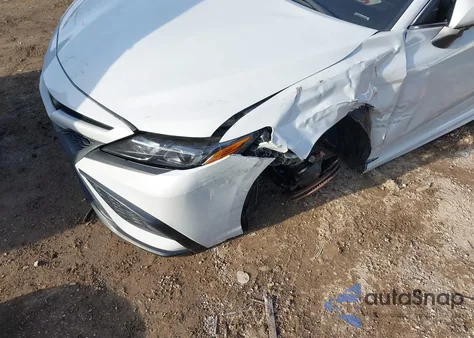 2022 Toyota Camry Se Awd z USA, uszkodzony, nr VIN 4T1T11BK4NU062687